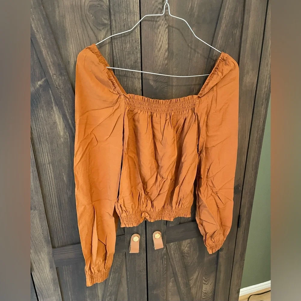 MEXX Rust Boho Smocked Cuff Top - Picture 6 of 6